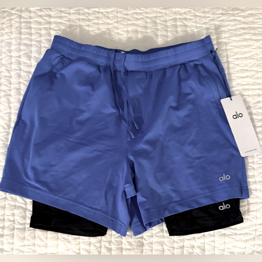 NWT - ALO Conquer Yoga Men's Athletic 2 in 1 Performance Shorts